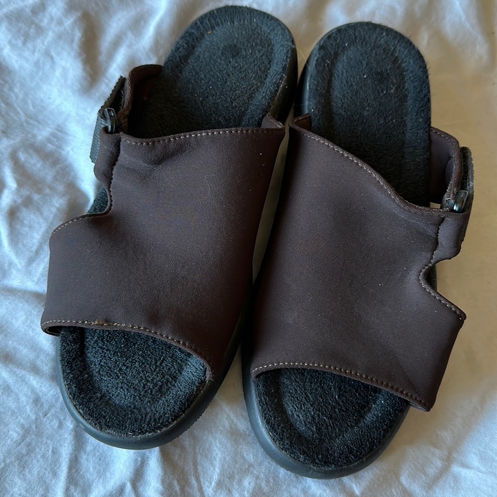 “Vintage” superga slides.